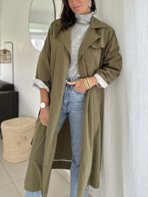 Trench-coat-kaki-oversize-mancheslongues-revers-rayures-ceinture