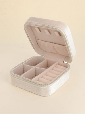 Boîte-bijoux-beige