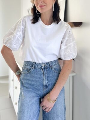 T-shirt-blanc-manches-brodées