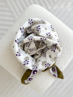 grand-foulard-anastase-ecru