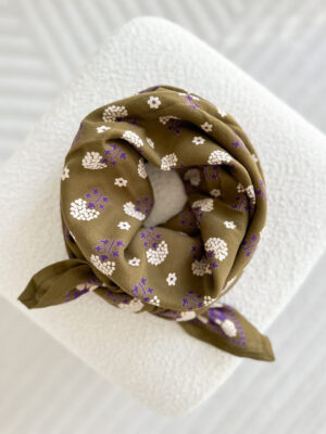 grand-foulard-anastase-olive