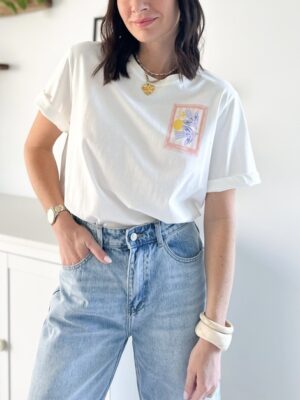 T-shirt-motif-oiseau-coloré