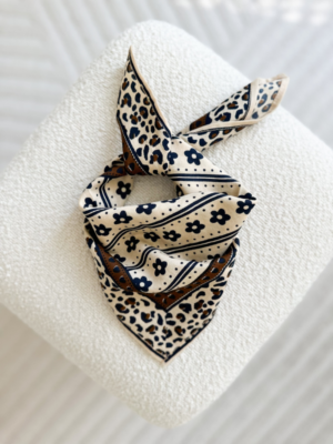 Petit-foulard-Flower-brown
