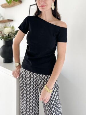 Top-noir-asymétrique