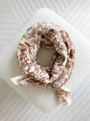 grand-foulard-indien-rhapsody-poudre