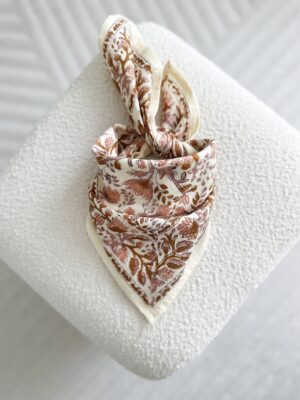 petit-foulard-rhapsody-poudre