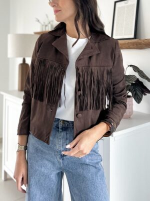 veste-daim-marron-chocolat-courte-franges