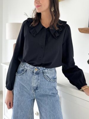 Chemise-noire-manches-longues-col-claudine-a-volant