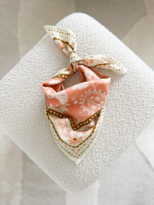 petit-foulard-rose