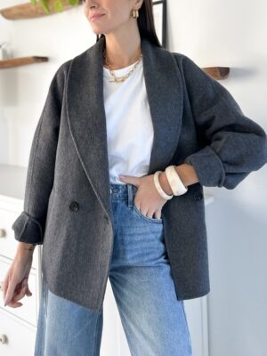 manteau-gris-laine-manches-longues-croise