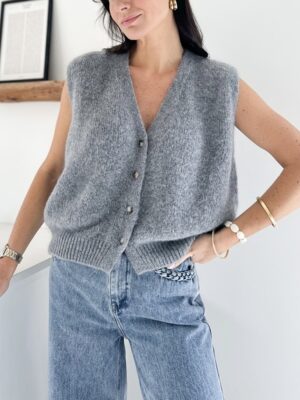 gilet-maille-gris-col-v-sans-manches