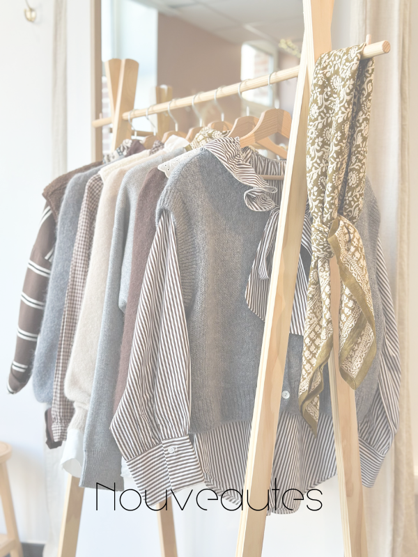 Veste-sans-manches-léopard-noeuds