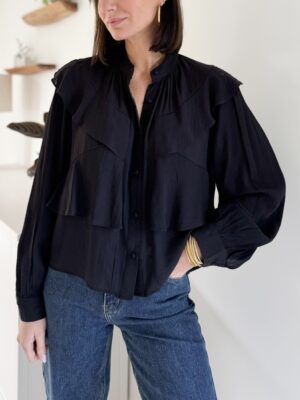 chemise-noire-volants-manches-longues