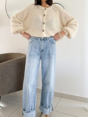 jeans-bleu-clair-coupe-barrel