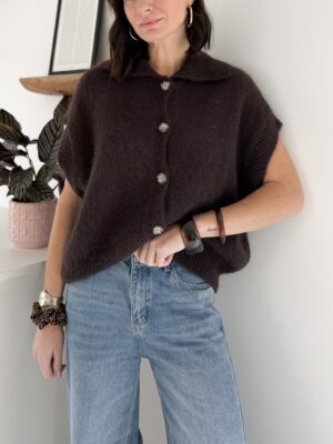 gilet-sans-manches-chocolat-col-classique