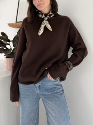 pull-chocolat-bords-côtes-MANCHES-LONGUES