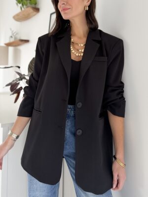 blazer-noir-oversize-fente-au dos