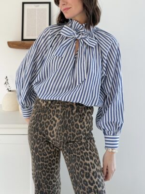 Blouse-rayée-col-victorien