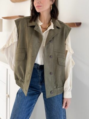 Veste-suédine-sans-manches-kaki