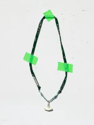 cordon-de-telephone-vert-intense-bandana