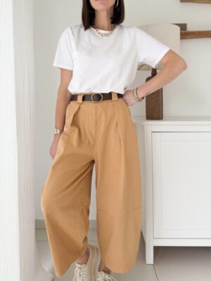 pantalon coton couleur camel coupe barrel jambes ballon ceinture incluse