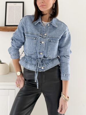 Veste jeans coupe courte lien a la taille manches longues col classique