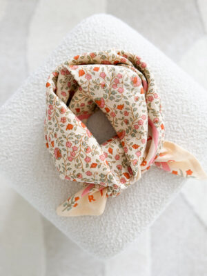 foulard indien imprimé motif rosa sorbet fleurs