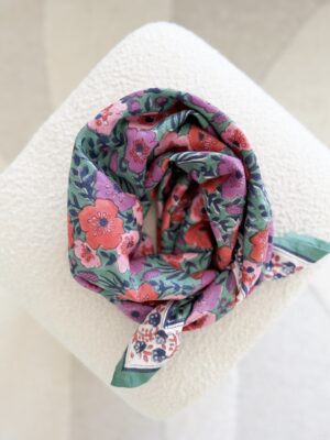 grand foulard indien imprimé motif fleurs Indore vert