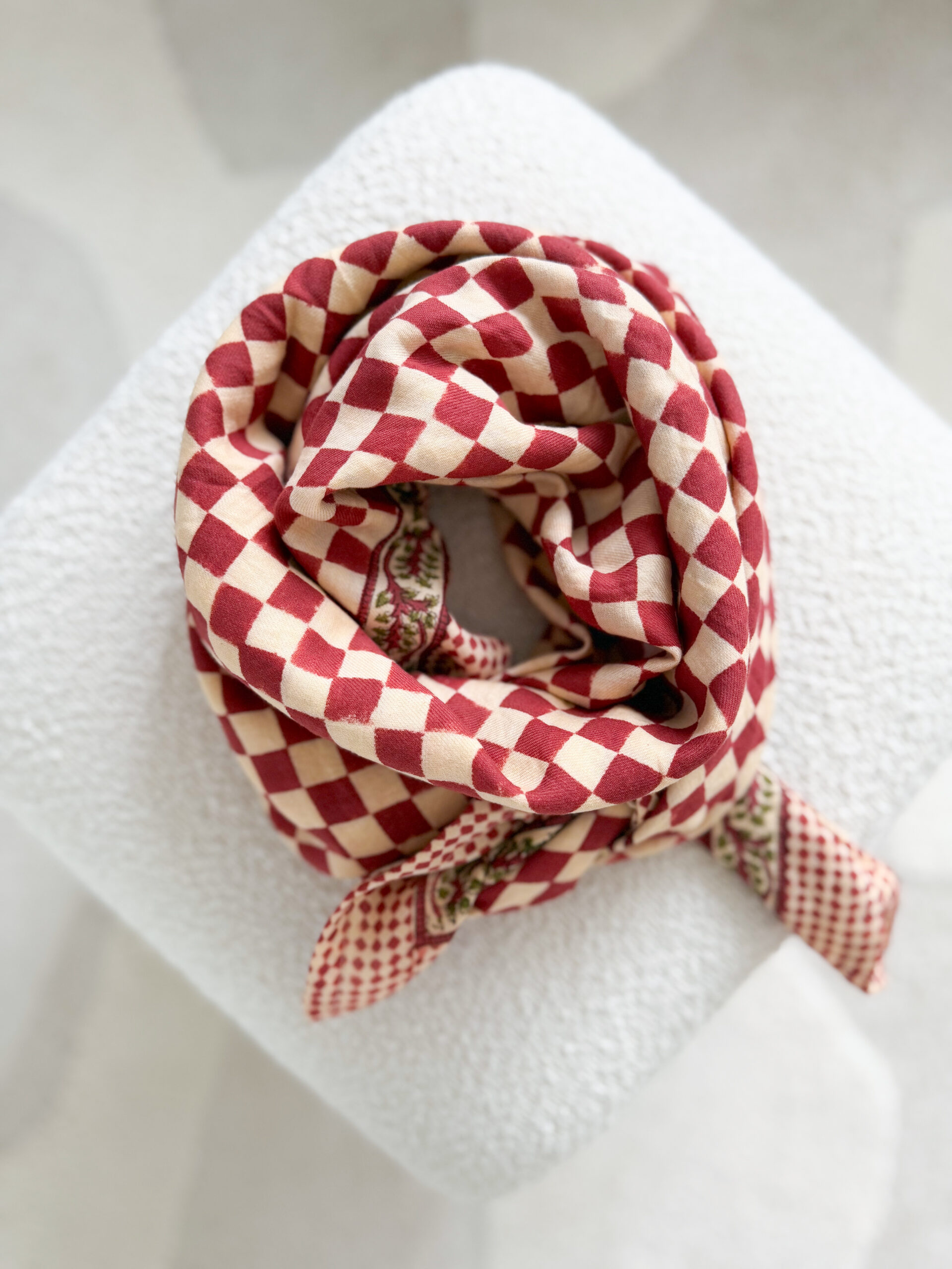 grand foulard bellemme damier grenat