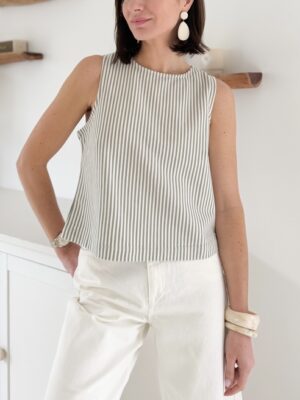 Top rayé vert - fente dans le dos et fermeture boutonnée
