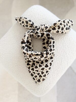 Petit foulard | Léopard coeur
