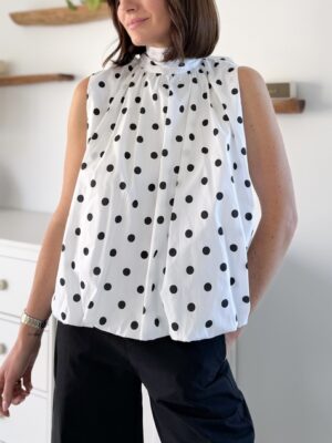 top coton sans manches blanc à pois noirs dos nu