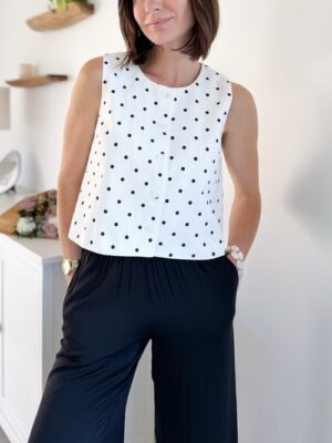 Top blanc pois noirs encolure ronde