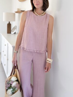 Blouse vichy bois de rose sans manches et dos boutonné