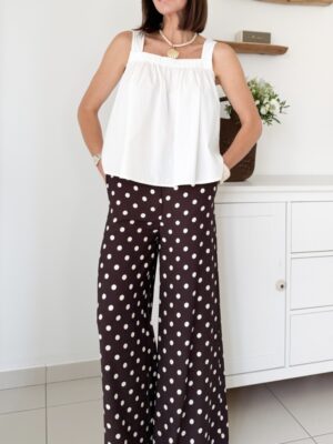 Pantalon chocolat à pois blancs