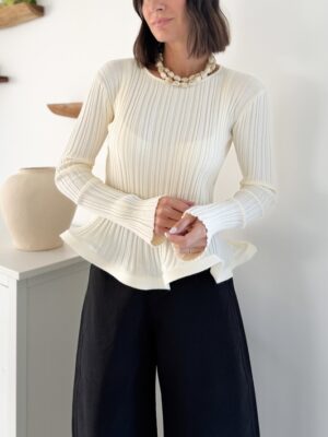 Pull fin écru en maille