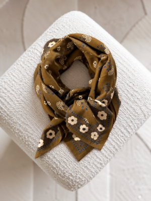 Grand foulard Anastase kaki