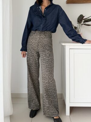 jeans taille haute imprimé léopard coupe longue légèrement évasé